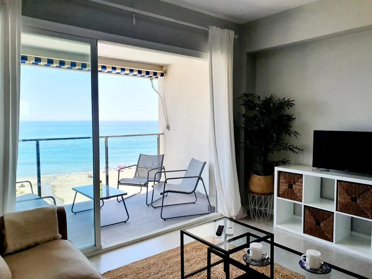 Estepona Vistamar 3 Bedrooms 公寓