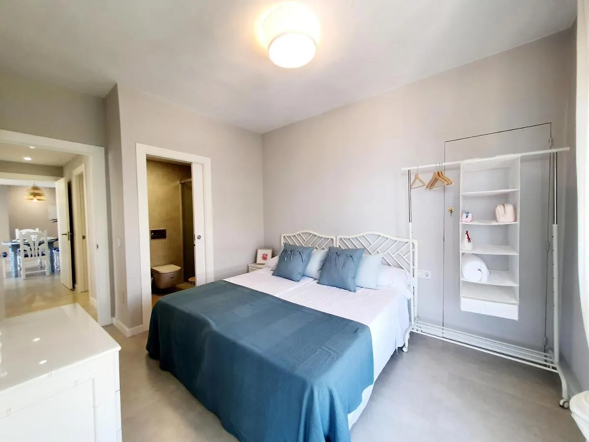 Estepona Vistamar 3 Bedrooms 0*,