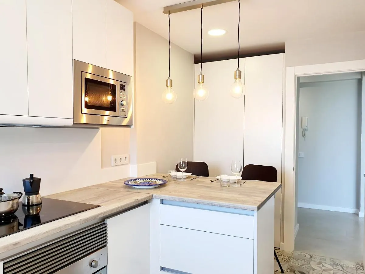Estepona Vistamar 3 Bedrooms 0*,