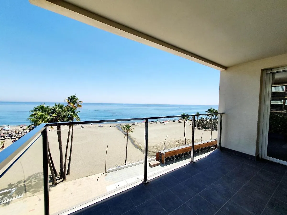 Estepona Vistamar 3 Bedrooms 0*,